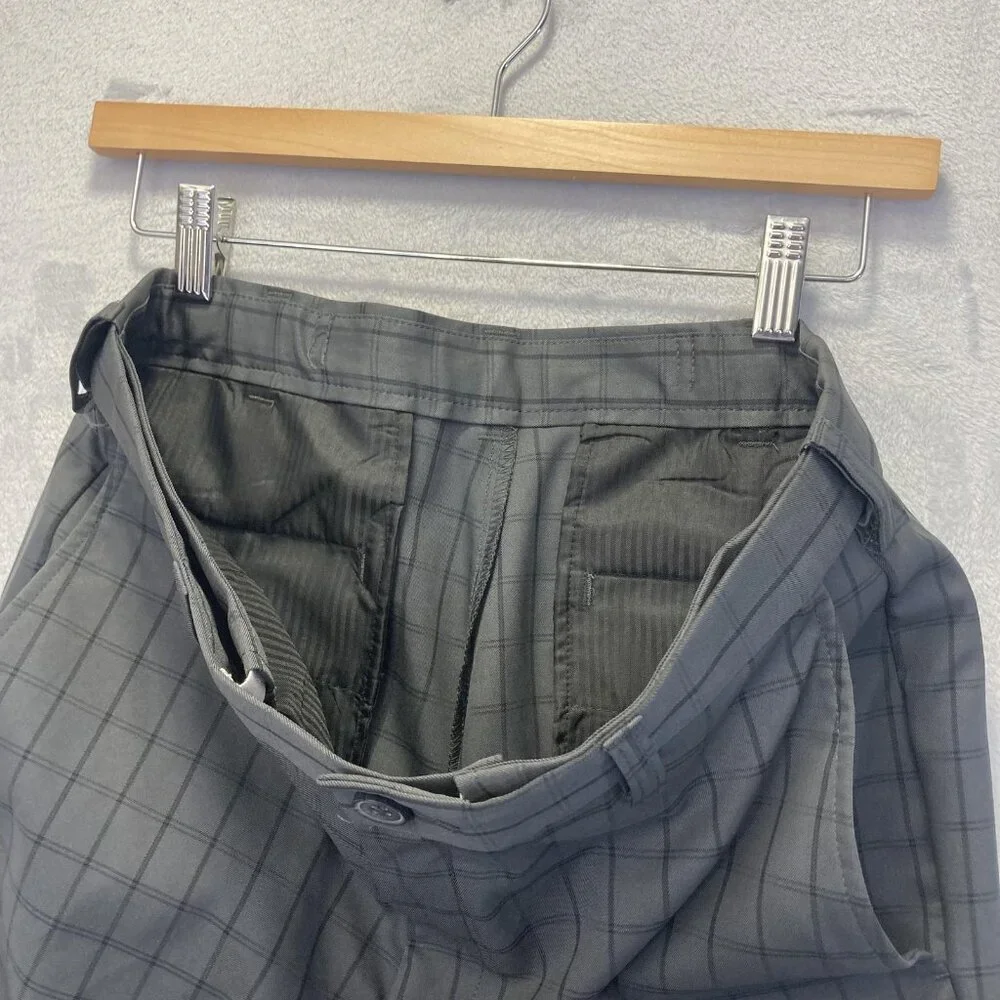 Haggar Cool 18 Pro Shorts Mens‎ 32 Gray Plaid Performance Golf Business Casual